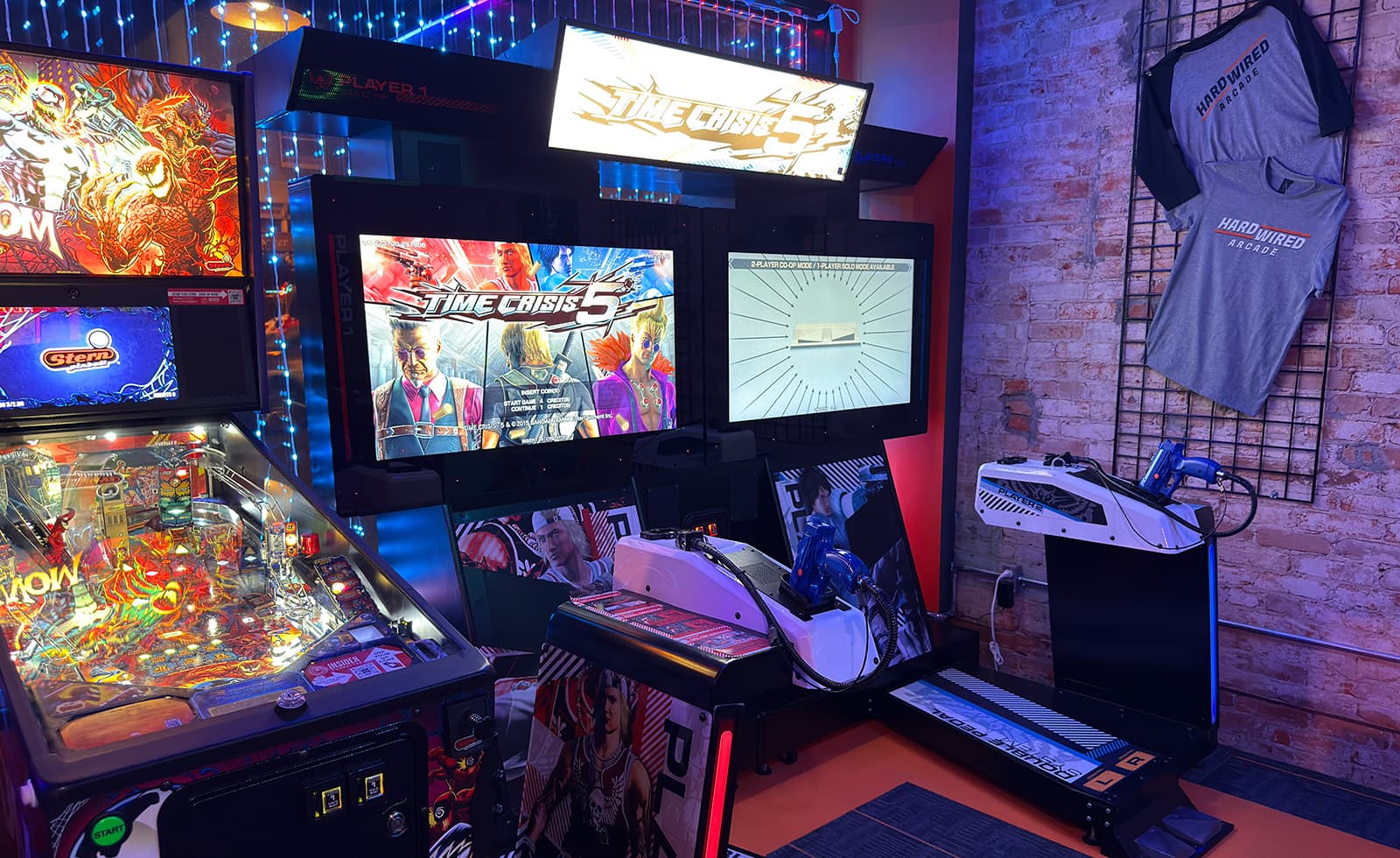 Stern Venom pinball and Time Crisis 5 cabinet